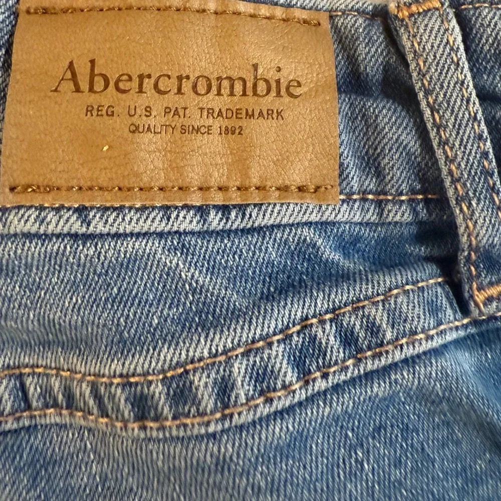 Abercrombie Kids Girls High Rise Wide Leg Jeans Braided Side Trim Blue Sz 15/16